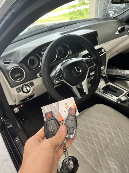 Spare car key programming service in Tampa FL